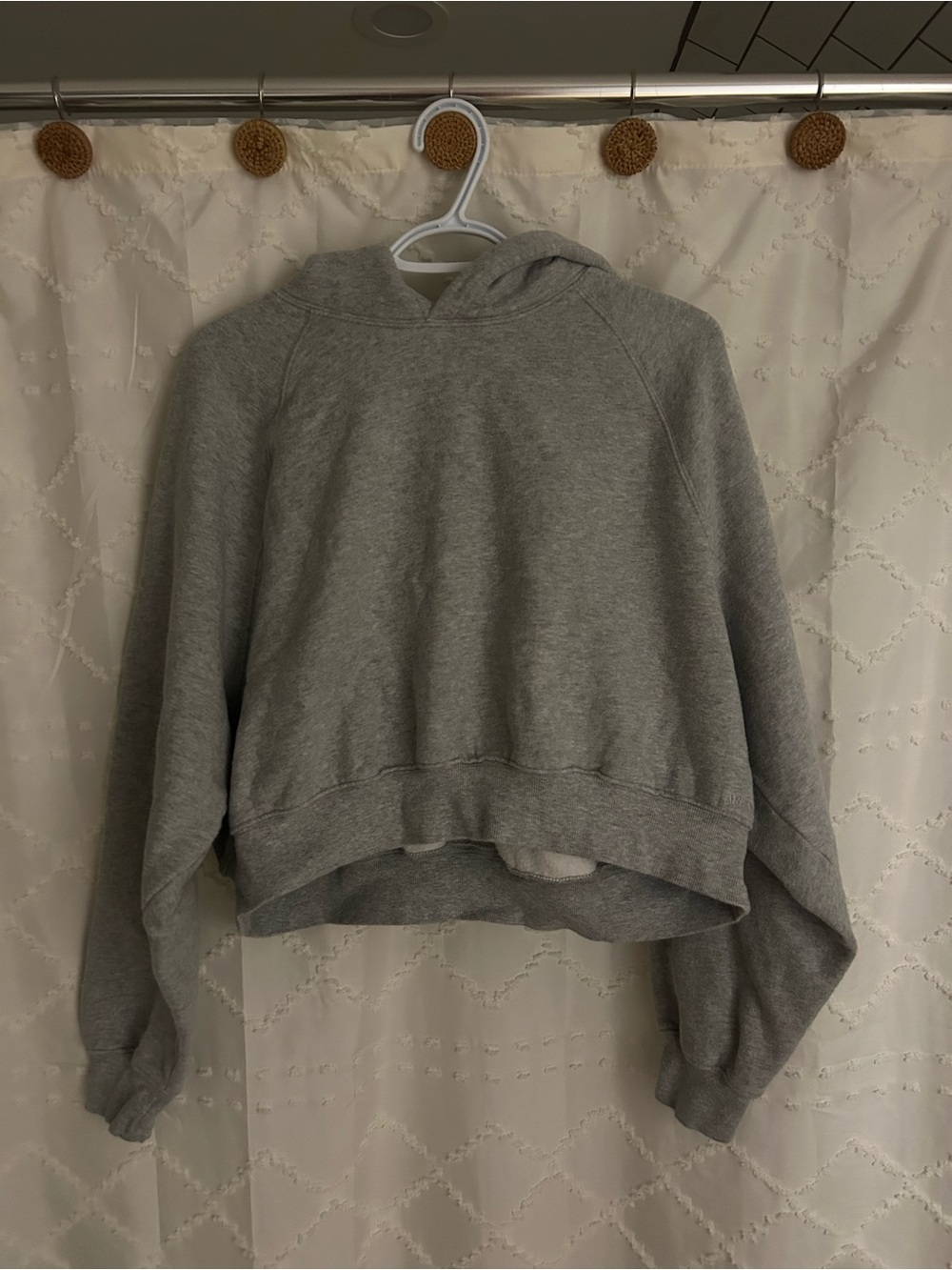 Cozy Fleece Mega Cropped Aritzia Hoodie (Like New)